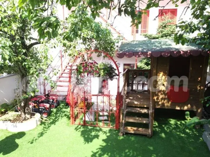 Özel Ateş Böceği Anaokulu