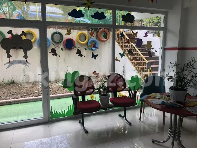 Özel En Mutlu Adımlar Anaokulu