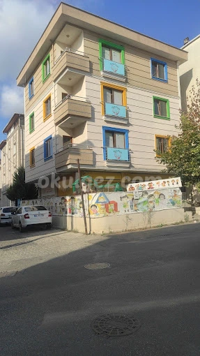 Özel Kardeş Kalpler Gündüz Bakımevi