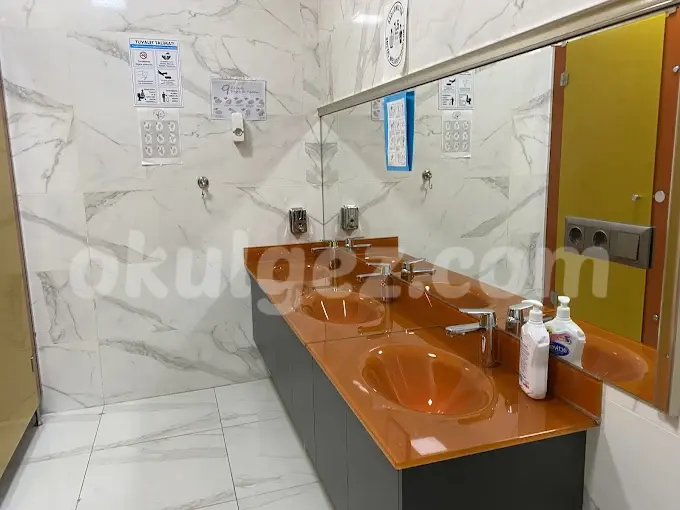 Özel Özgür Çocuk Anaokulu