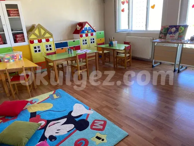 Özel Sevimli Çiçekler Anaokulu