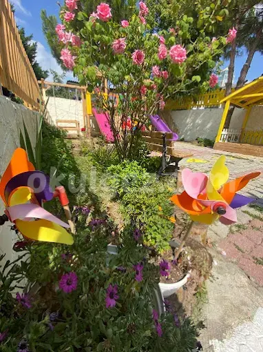 Özel Sevimli Çiçekler Anaokulu